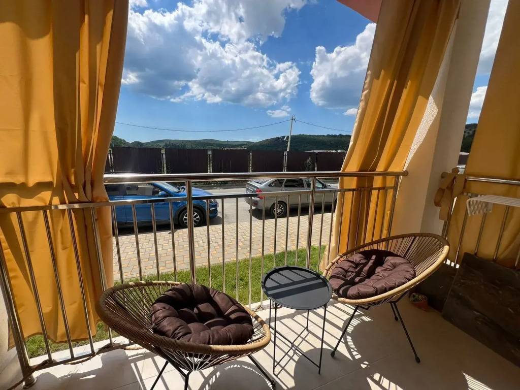 Квартира Прeмиум Класса c Бacсeйнoм в  ЖК Hоliday Housе 292