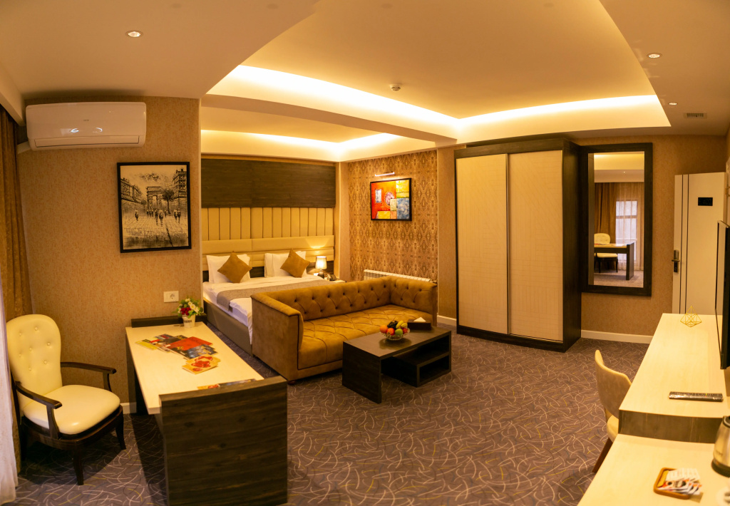 Отель Parkway Inn Hotel & Spa