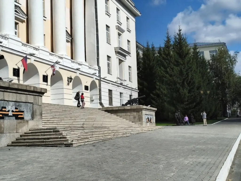 Квартира Двухкомнатная в Центре Втузгородка Ленина- 103