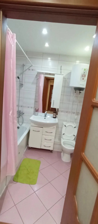 Квартира Большая двухкомнатная на Варкауса