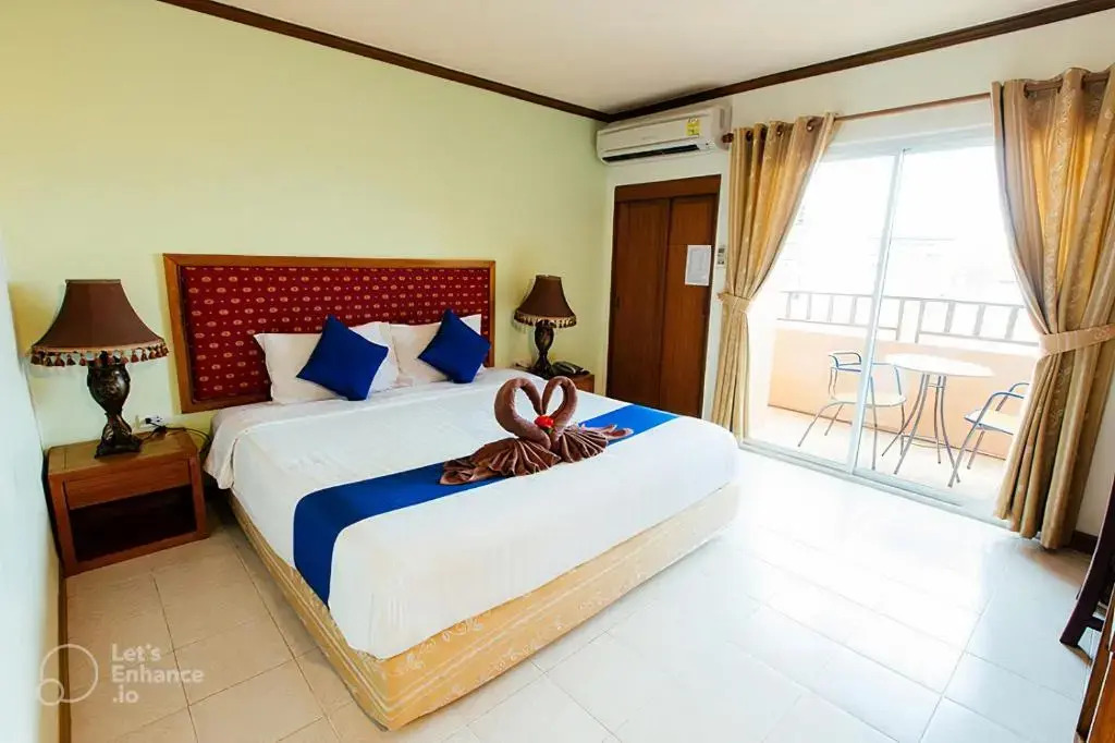 Thipurai Beach Hotel