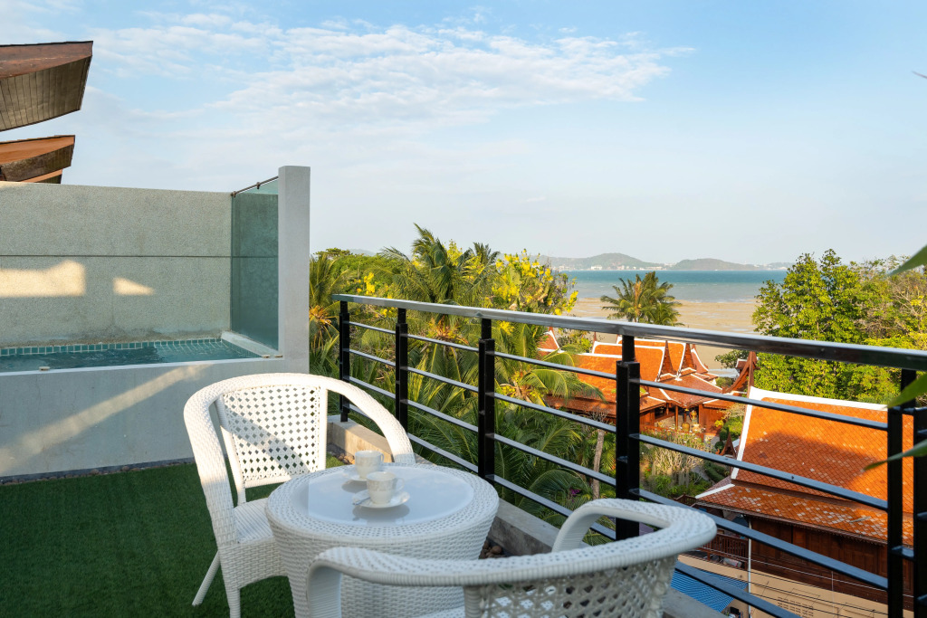 Вилла Beachfront luxury villa in Rawai