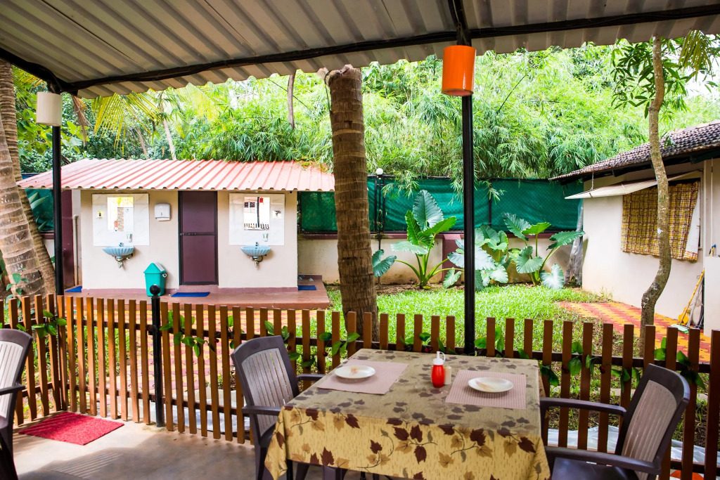 Lazy Frog Guest House