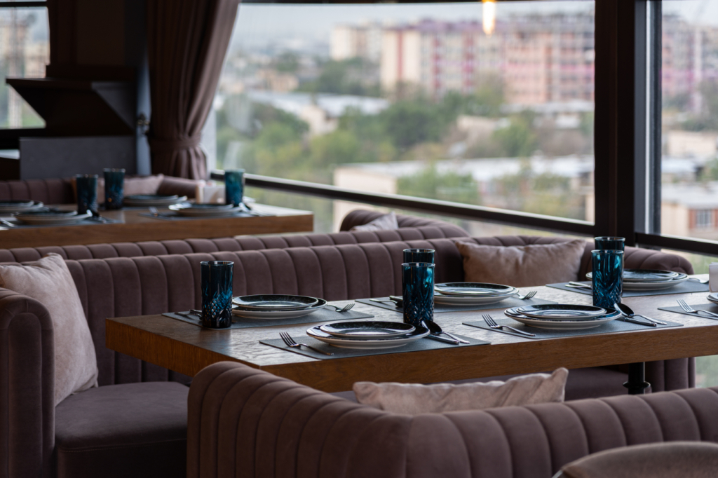 Shamsan Airport Hotel