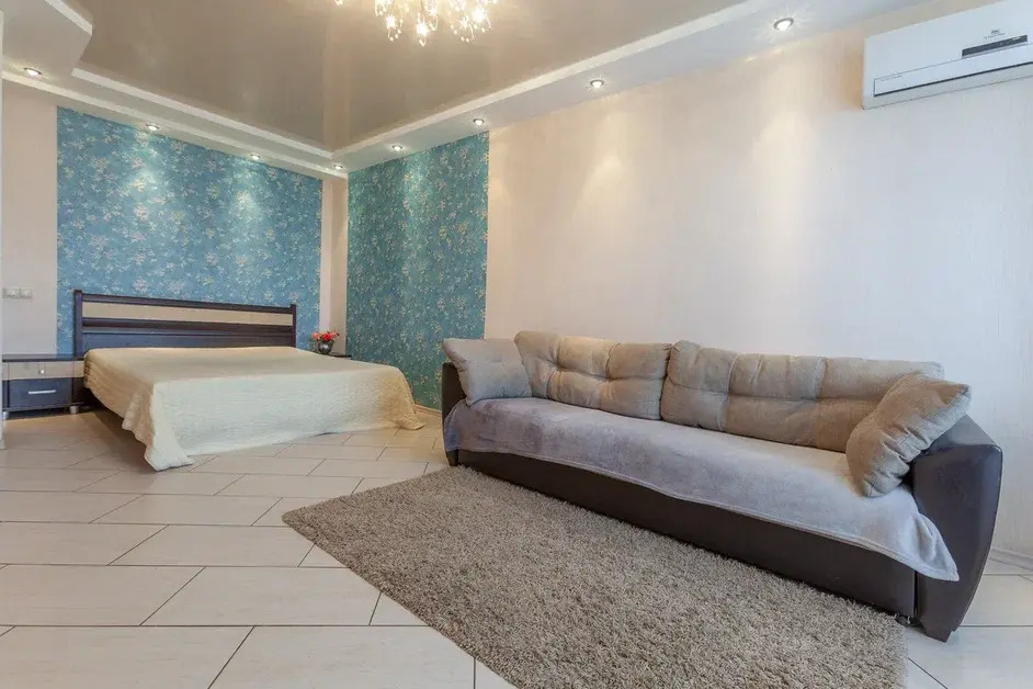 Квартира с джакузи шикарным видом на Волгу в центре Самары