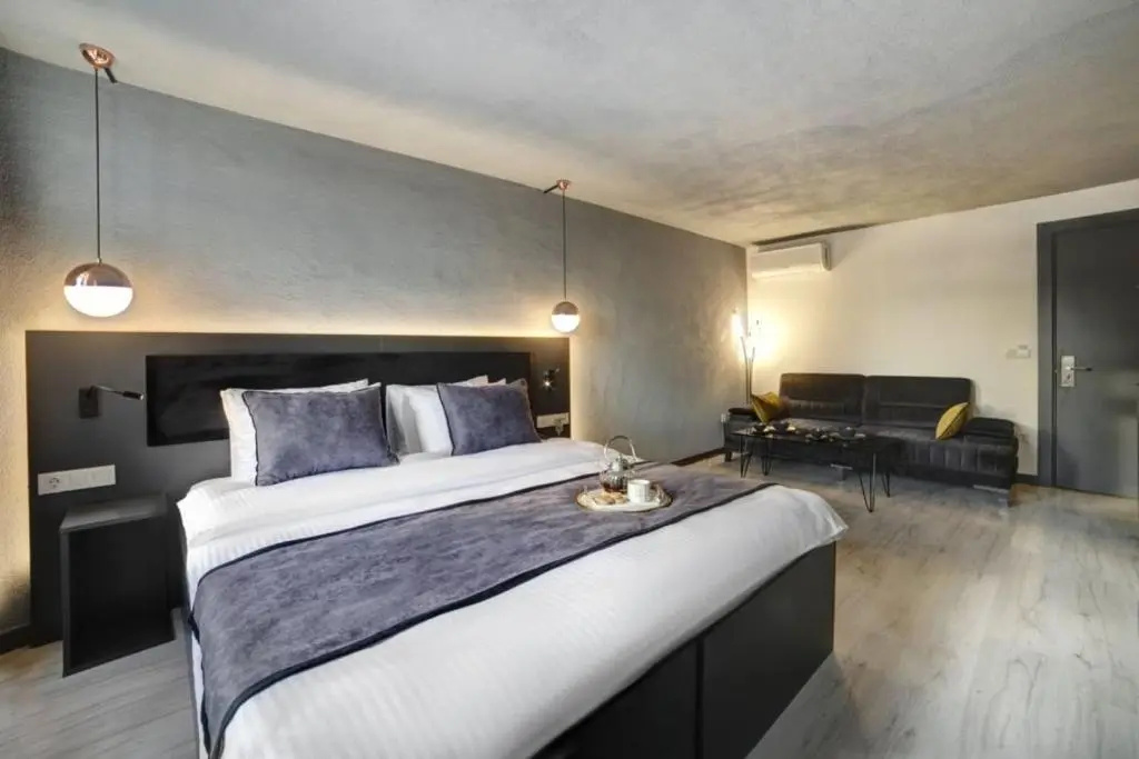 Seya Suites Hotel