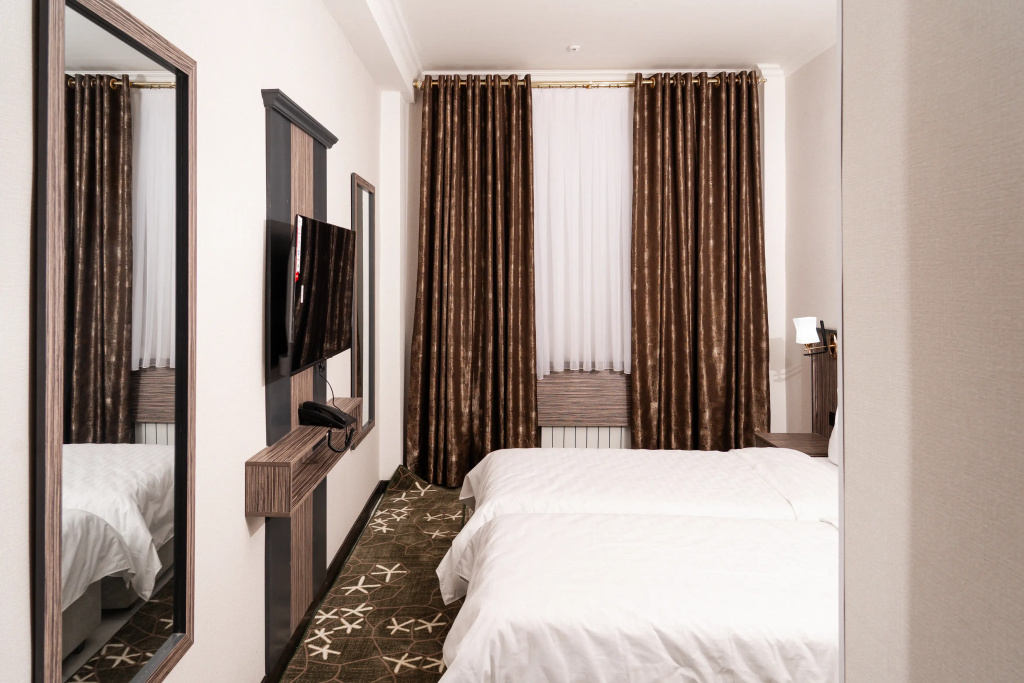 Отель Gulshan Hotel