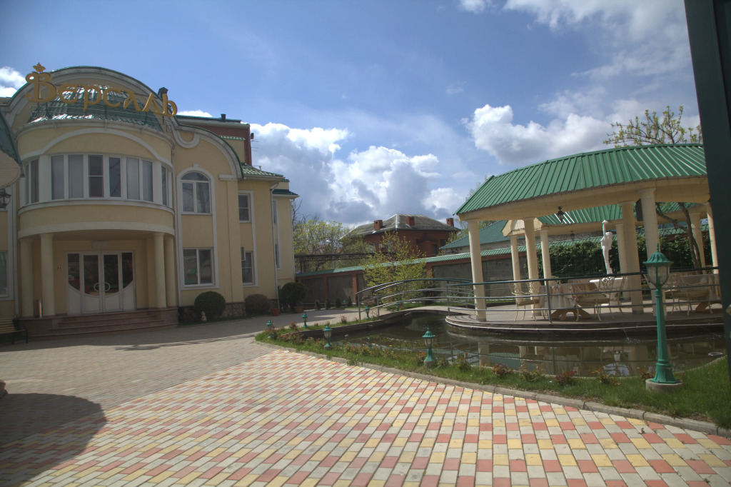 Отель Версаль