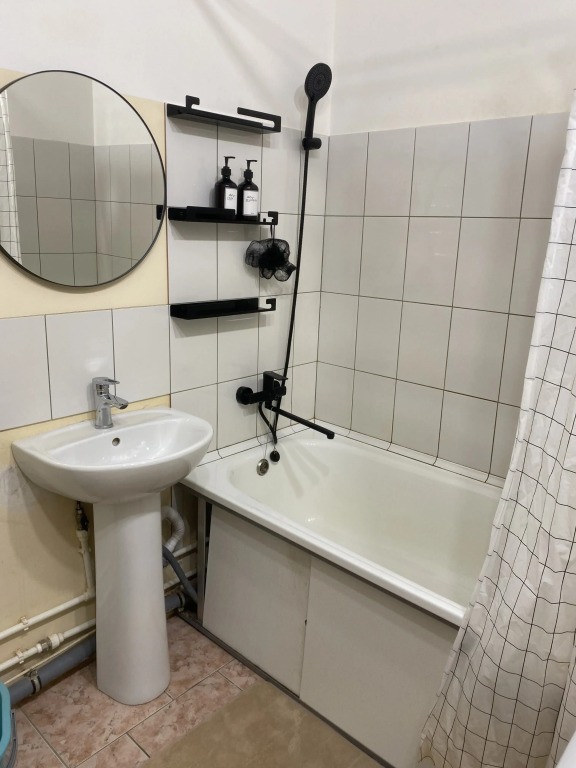 Квартира на Анри