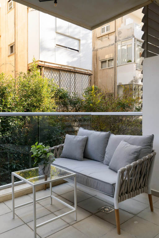 Апартаменты Quiet Hideaway & Terrace near Beach by FeelHome