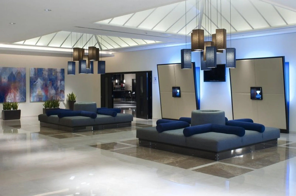 Holiday Inn Express Dubai Airport by IHG