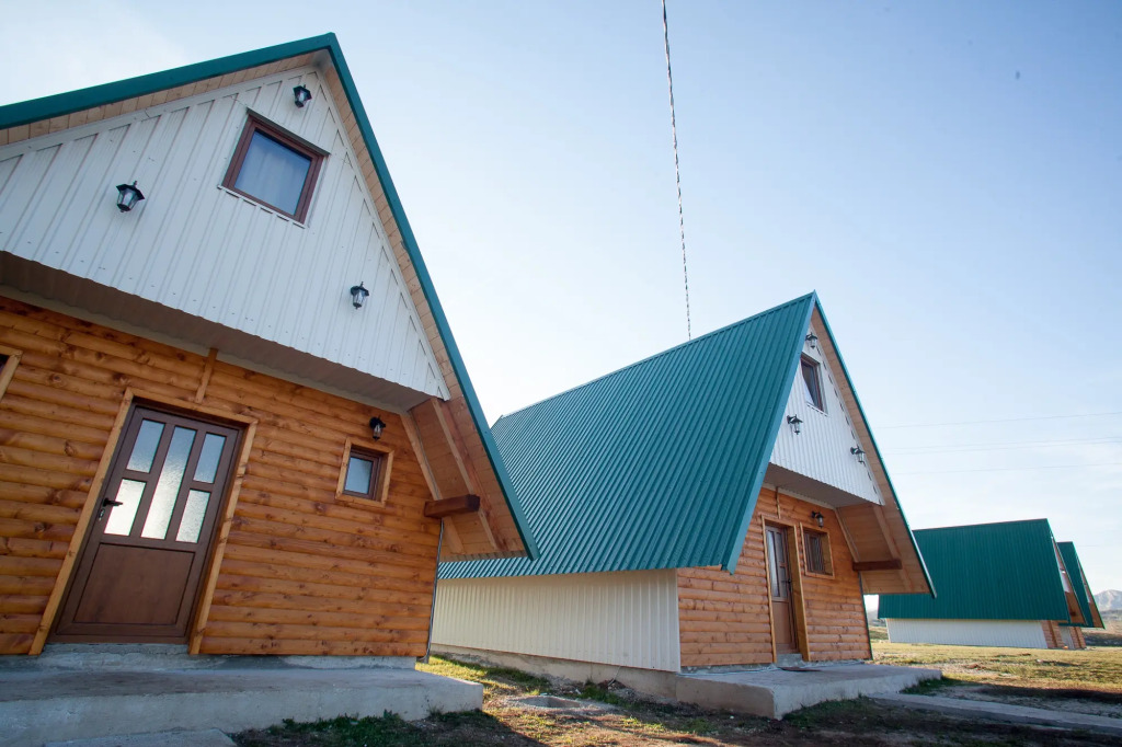 Family Houses Pleme