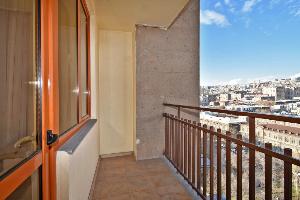 Апартаменты RentInnYerevan 13 Pavstos Buzand Street