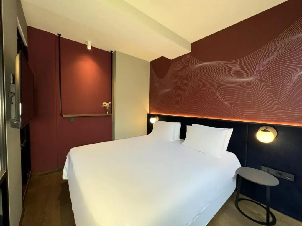 Отель Design Hotel & Private Spa - Tbilisi Edition