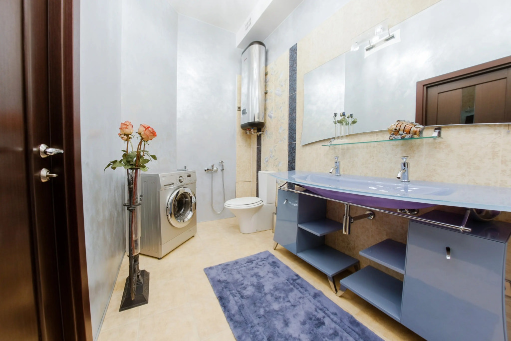 Hi-Tech Home Apartments 3