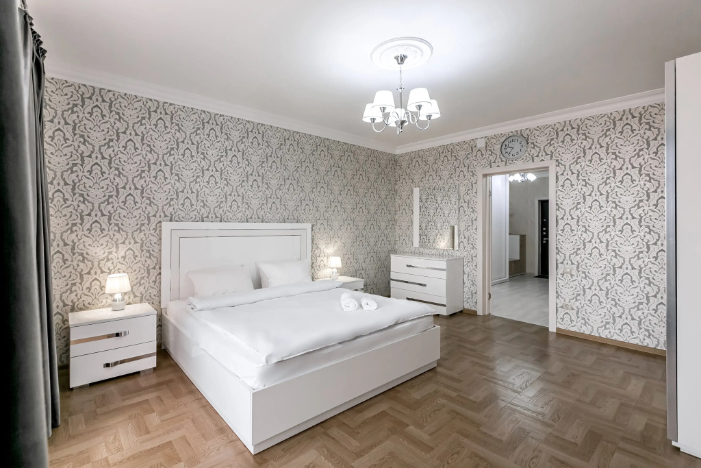 Elitnye Apartamenty Iriny Savelyevoy - Park - "krasnoye Solnyshko" - Parkovka