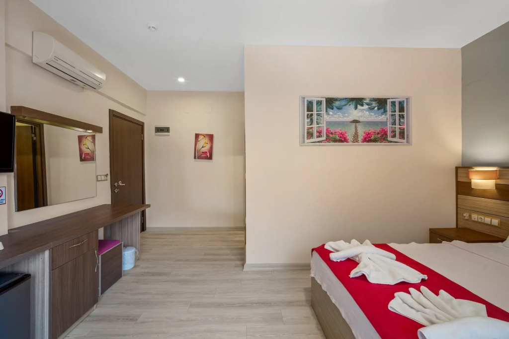 Eden Pyara Hotel Turunc