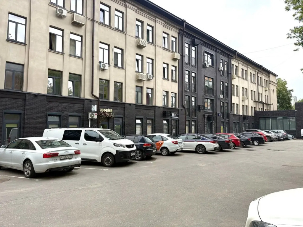 Квартира Уютная студия в современном апарт-комплексе с собственной парковкой