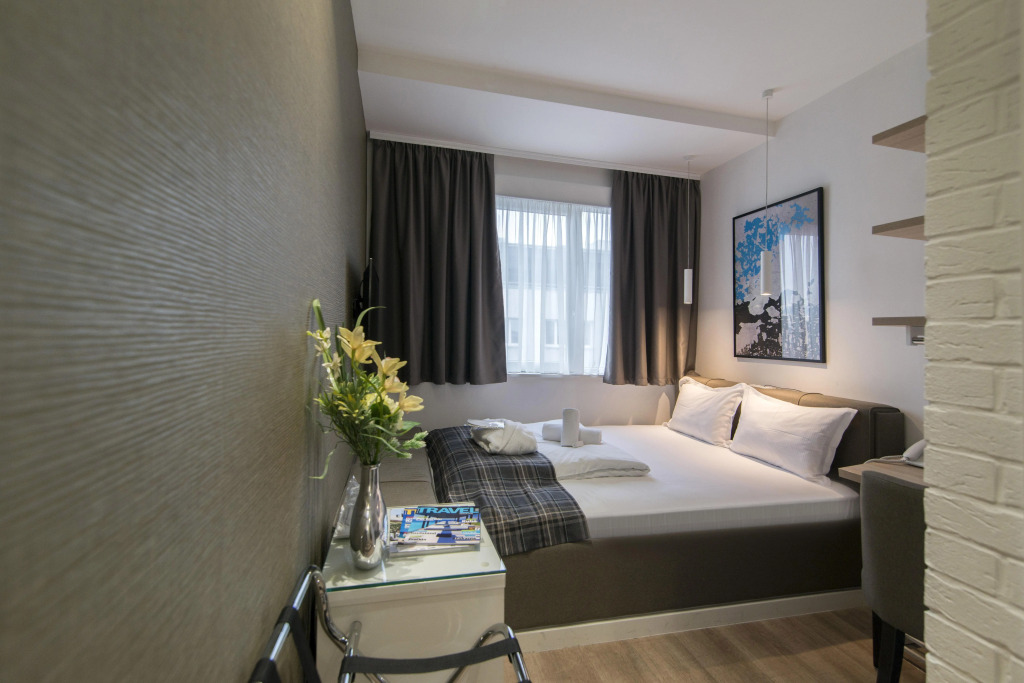 Отель Belgrade Inn