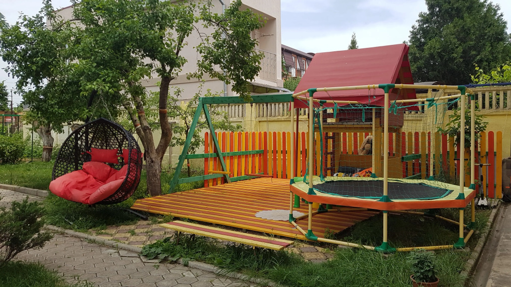 Апартаменты в частном доме Домик в деревне