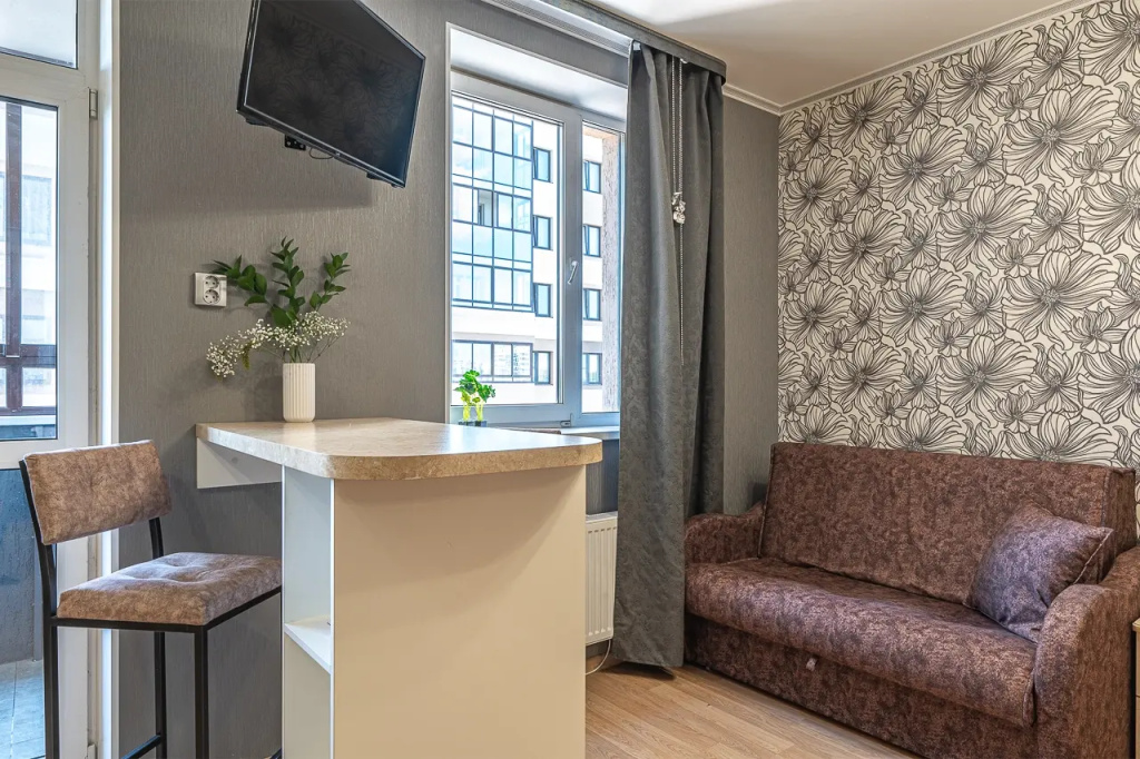 109 Alekseya Latyshova 1 Apartments