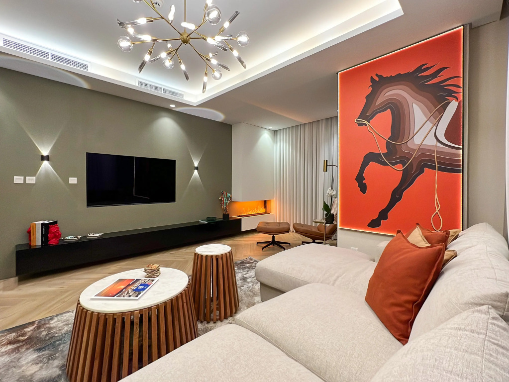 Апартаменты Keyrock Living Skyline Escape at Paramount