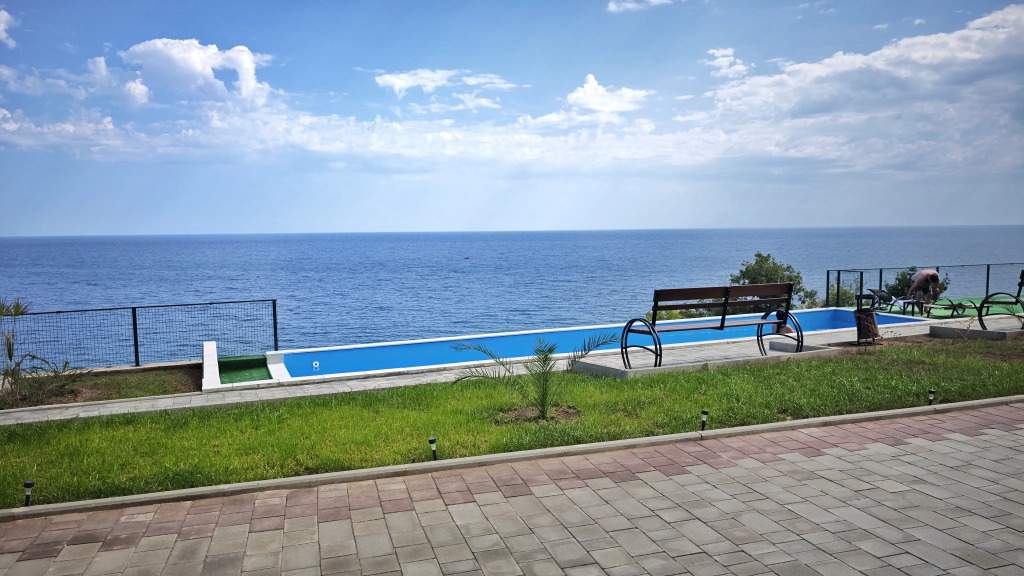 Parnas guest house