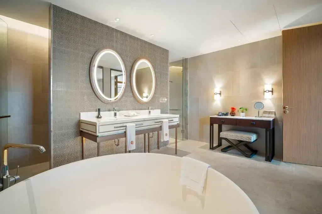 Апартаменты Angsana Oceanview Residences