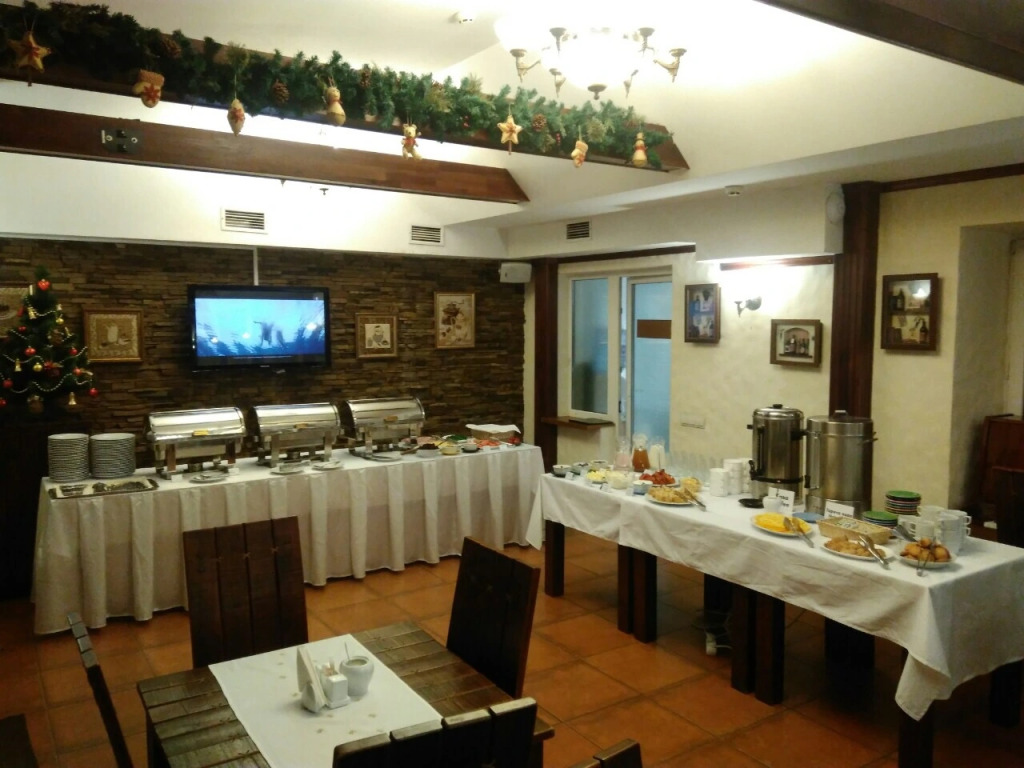 Ukraina Hotel