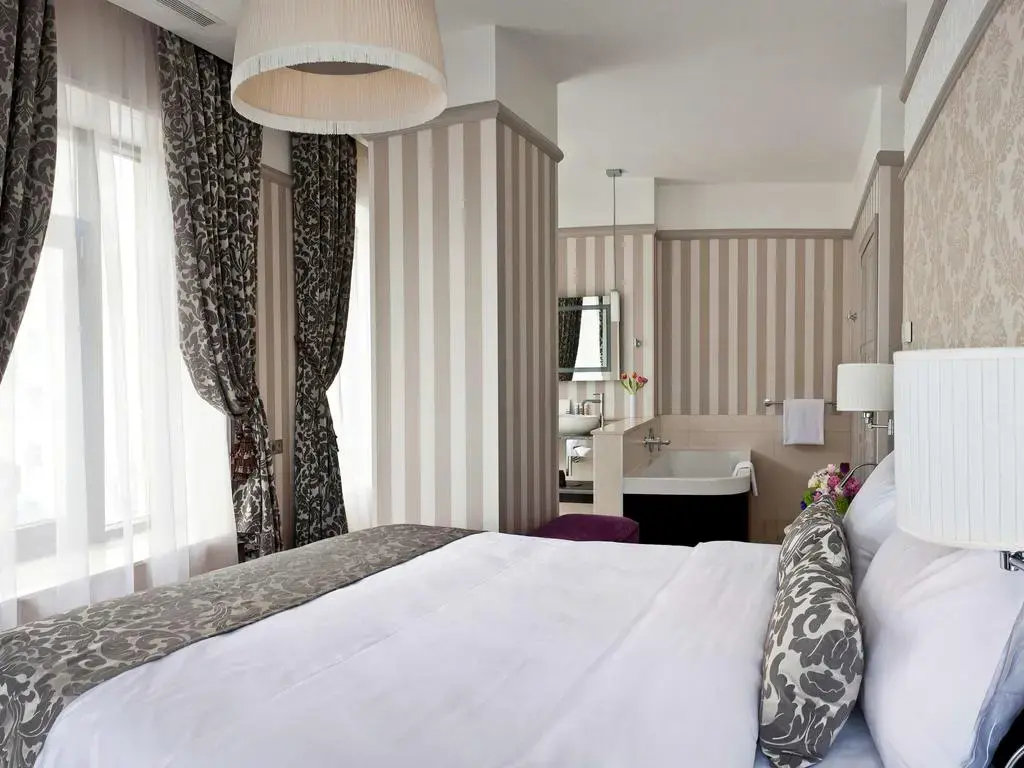 4 ★ Отель Mercure Арбат Москва