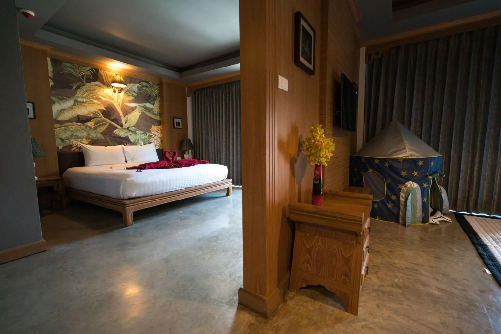Grand Orlov Patong Apart-Hotel