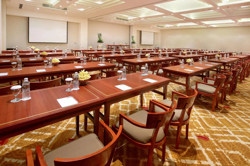The Bandha Hotel & Suites