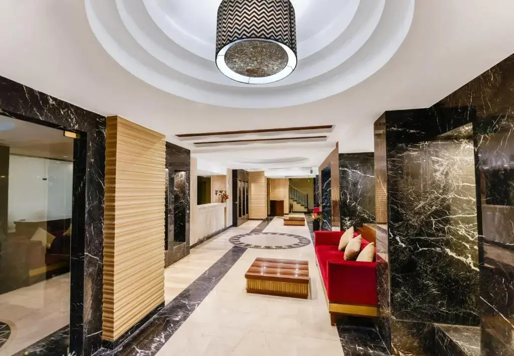 OWest Pyramids View Hotel