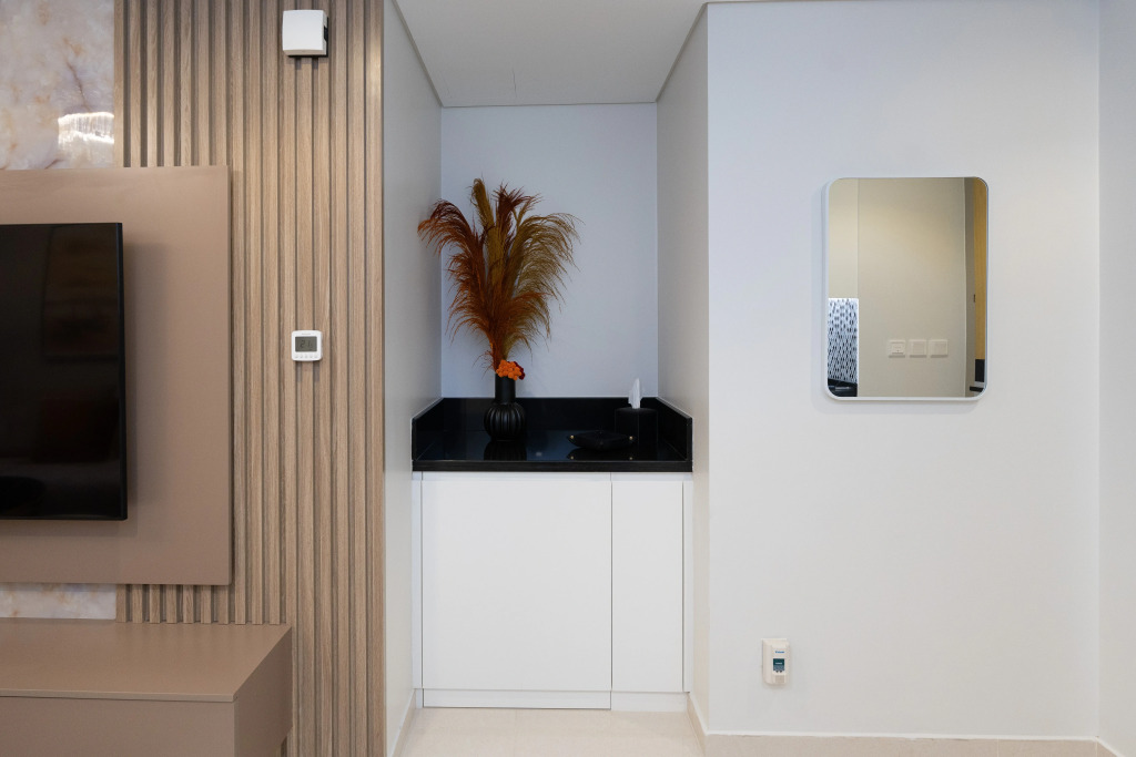 Апартаменты Keyrock Living: Exclusive Luxury at Aykon Tower