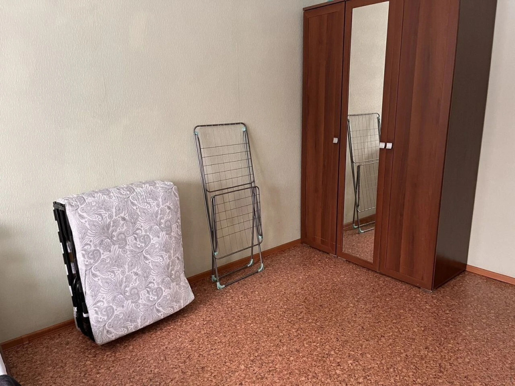 Квартира двухкомнатная в самом цeнтpe гoрoда