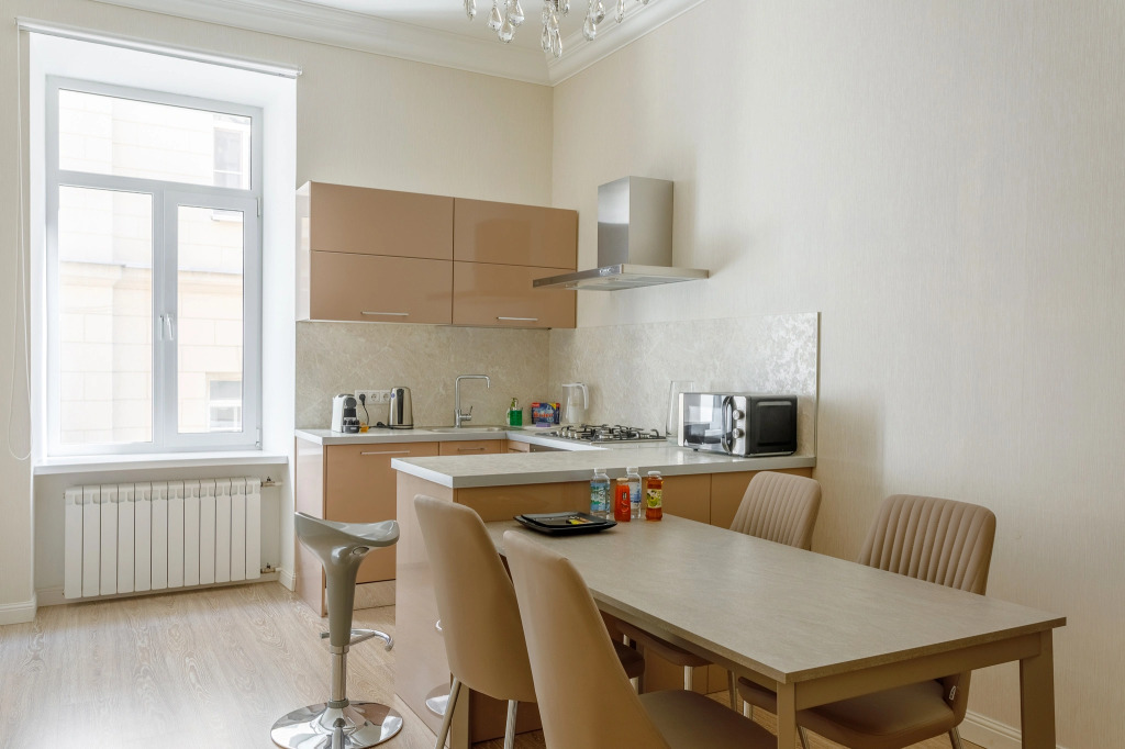 Luchshaya Kvartira with 3 bedrooms near Kremlin