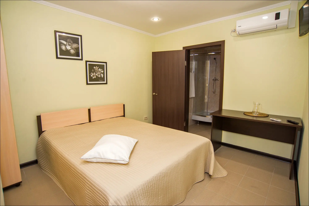 Kolizey Hotel