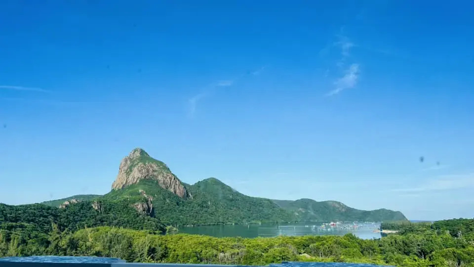 Отель Orson Hotel & Resort Con Dao
