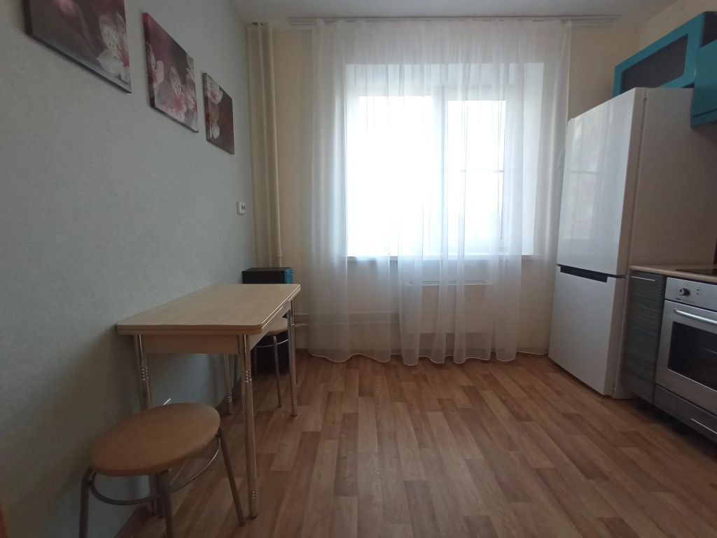 Квартира Бебеля 134А