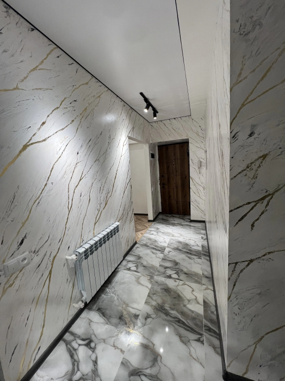 Квартира Downtown With 2 Bedrooms and 1 living room