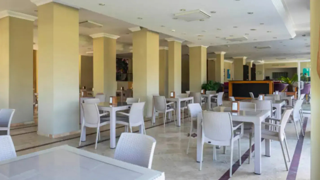 Tal Beach Hotel