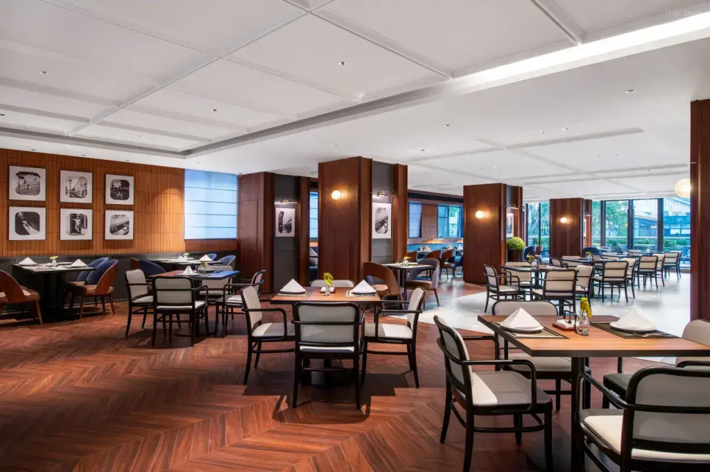 Отель IntercityHotel Chengdu Kuanzhai Alley