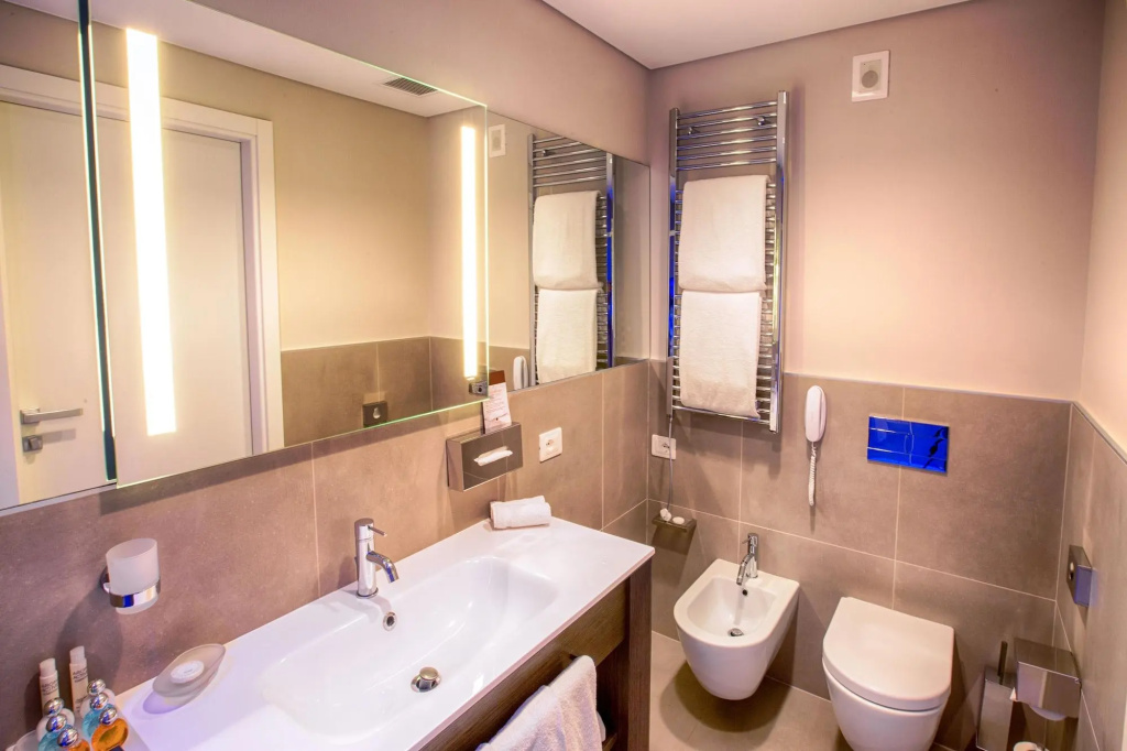 DoubleTree by Hilton Yerevan City Centre