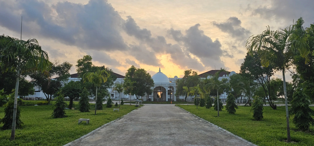 Shukran Palace Hotel