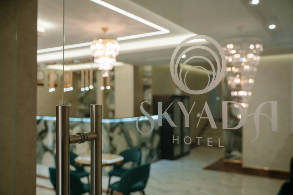 Отель Skyada