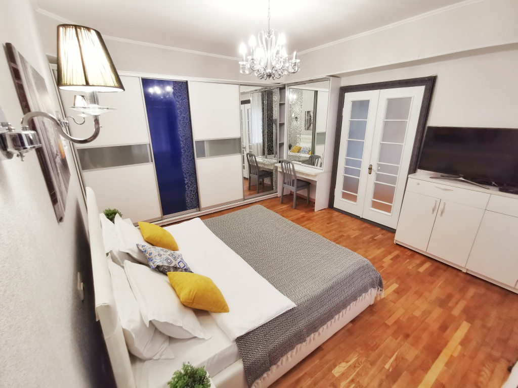 Апартаменты M.O.O.N. APARTMENTS Zenkova 86