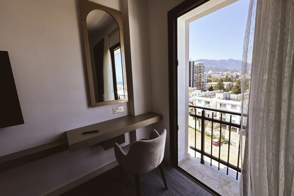 Dorana Art Hotel