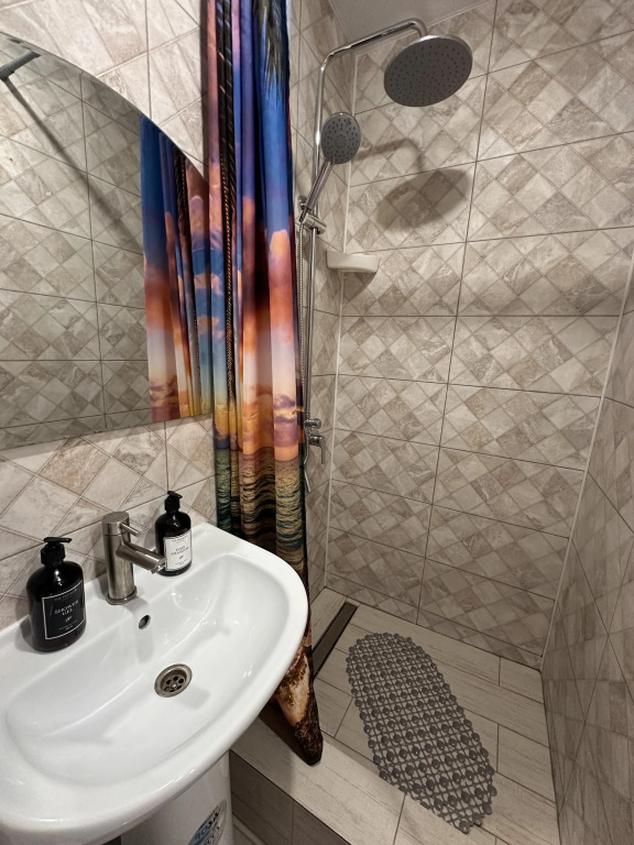 Astoriya Guest Hotel