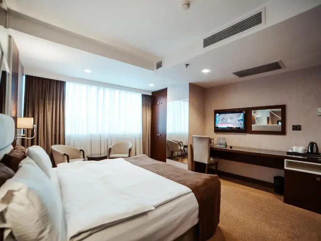Diamond Hotel