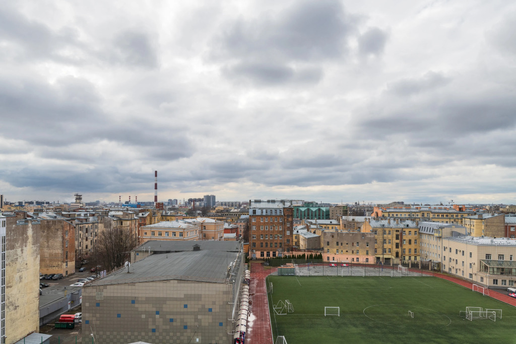 Апартаменты Apartico в доме бизнес класса в центре города